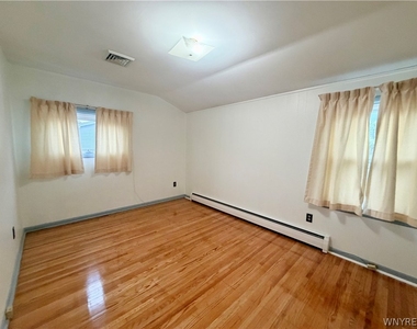 119 Kaymar Drive - Photo Thumbnail 21
