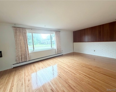 119 Kaymar Drive - Photo Thumbnail 3
