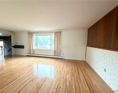 119 Kaymar Drive - Photo Thumbnail 11