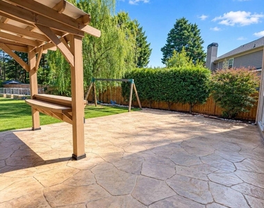 2435 Cross Springs Drive - Photo Thumbnail 50