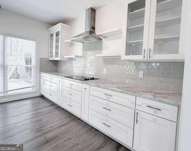 2435 Cross Springs Drive - Photo Thumbnail 22