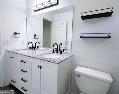 2435 Cross Springs Drive - Photo Thumbnail 27