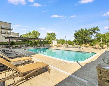 2233 Peachtree Road Ne - Photo Thumbnail 44