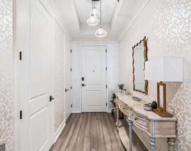 2233 Peachtree Road Ne - Photo Thumbnail 2