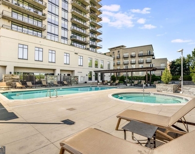 2233 Peachtree Road Ne - Photo Thumbnail 45