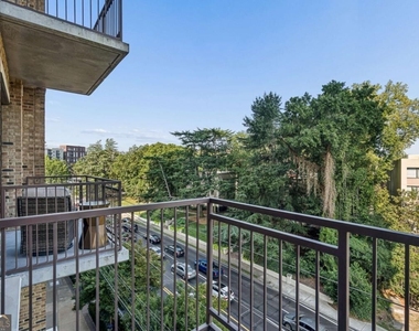 2233 Peachtree Road Ne - Photo Thumbnail 29