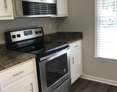 108 Linden Lane - Photo Thumbnail 7