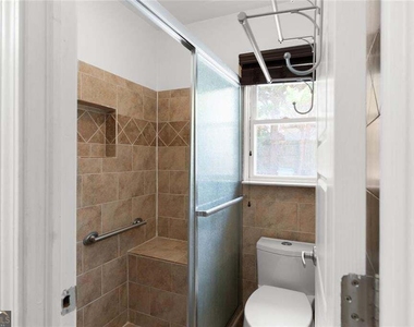 212 Kings Row - Photo Thumbnail 116