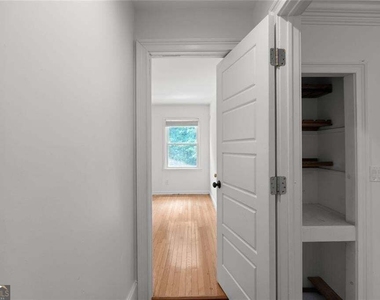 212 Kings Row - Photo Thumbnail 109