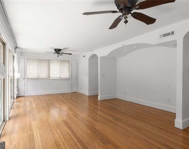 212 Kings Row - Photo Thumbnail 62