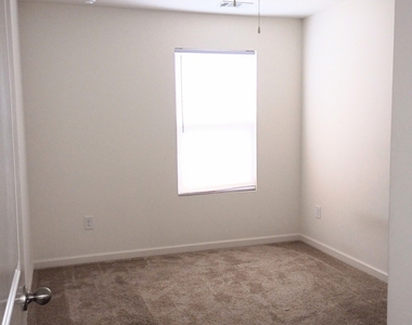 11912 Fuller Street - Photo Thumbnail 14