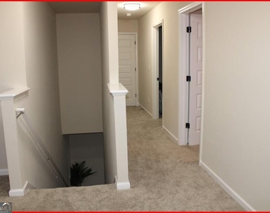 1933 Roxey Lane - Photo Thumbnail 15