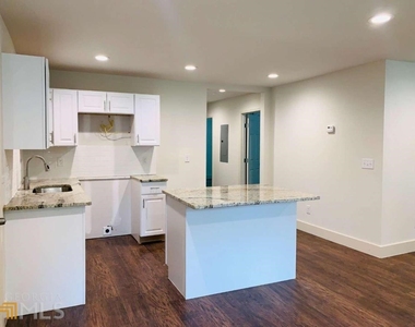 364 Brooks Avenue Sw - Photo Thumbnail 6