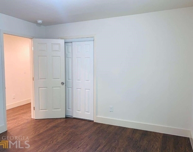 364 Brooks Avenue Sw - Photo Thumbnail 13