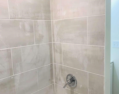364 Brooks Avenue Sw - Photo Thumbnail 10