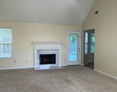206 Goldleaf Drive - Photo Thumbnail 2