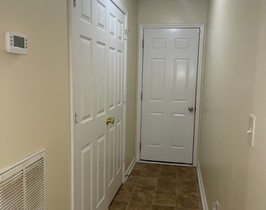 206 Goldleaf Drive - Photo Thumbnail 13