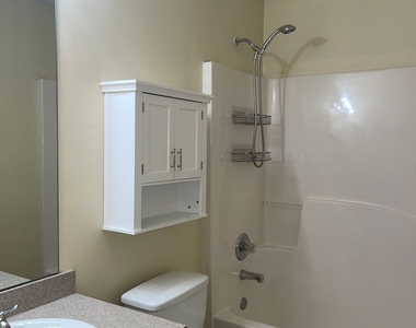 206 Goldleaf Drive - Photo Thumbnail 11