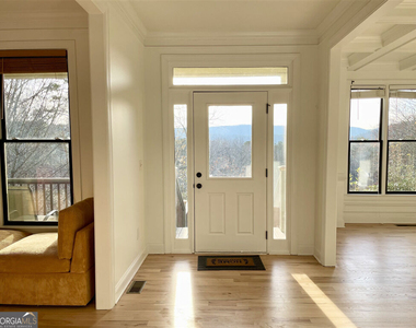 369 Hillside Drive - Photo Thumbnail 1
