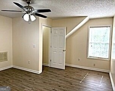 1325 Cedar Shoals Drive - Photo Thumbnail 9