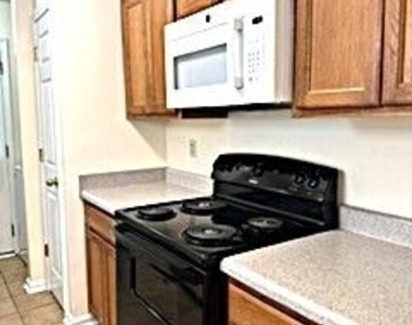 1325 Cedar Shoals Drive - Photo Thumbnail 7