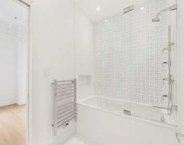 89 John Street - Photo Thumbnail 7