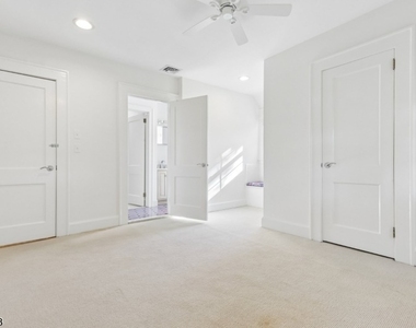 147 Glen Ave - Photo Thumbnail 23