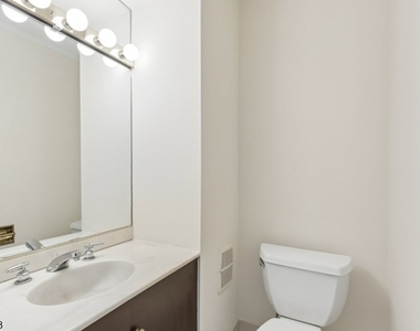 147 Glen Ave - Photo Thumbnail 20