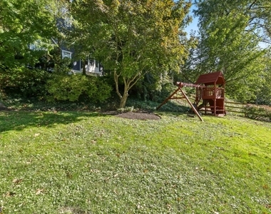 147 Glen Ave - Photo Thumbnail 33