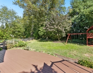 147 Glen Ave - Photo Thumbnail 32
