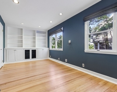 147 Glen Ave - Photo Thumbnail 9