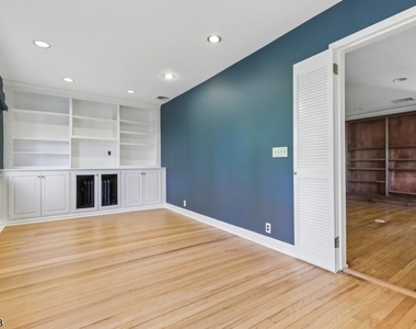 147 Glen Ave - Photo Thumbnail 36