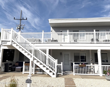 2307 Grand Central Avenue - Photo Thumbnail 2