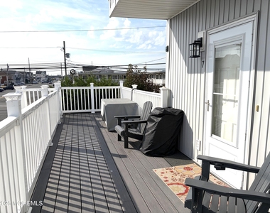 2307 Grand Central Avenue - Photo Thumbnail 4