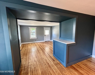 39 Hamilton Street - Photo Thumbnail 3