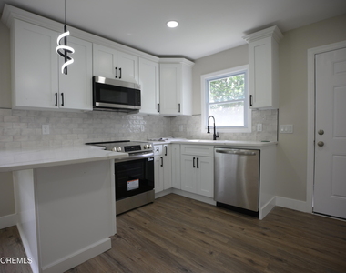 113 E Garwood Avenue - Photo Thumbnail 6