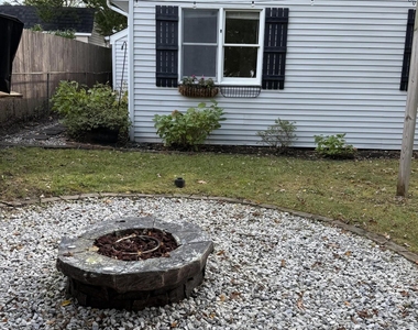 1904 Meadow Road - Photo Thumbnail 2