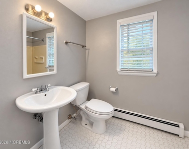 364 Westwood Avenue - Photo Thumbnail 16