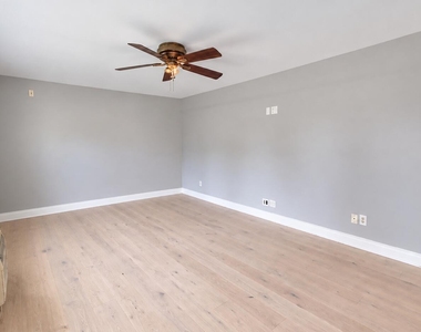 364 Westwood Avenue - Photo Thumbnail 9