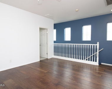 9134 S Roberts Road - Photo Thumbnail 18