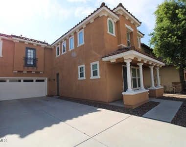 9134 S Roberts Road - Photo Thumbnail 1