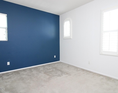 9134 S Roberts Road - Photo Thumbnail 20