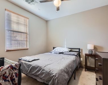 17874 N 93rd Way - Photo Thumbnail 9