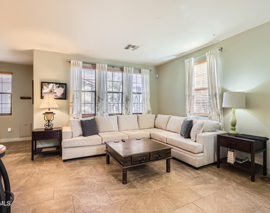 17874 N 93rd Way - Photo Thumbnail 3