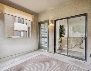 9600 N 96 Th Street - Photo Thumbnail 10