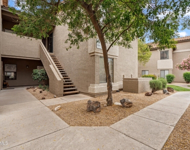 9600 N 96 Th Street - Photo Thumbnail 27