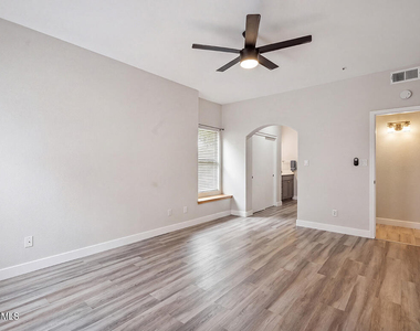 9600 N 96 Th Street - Photo Thumbnail 13