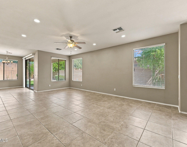 9434 W Ross Avenue - Photo Thumbnail 4