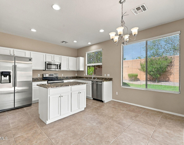 9434 W Ross Avenue - Photo Thumbnail 6
