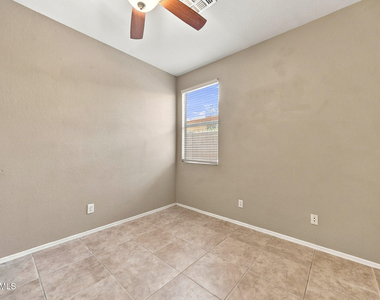 9434 W Ross Avenue - Photo Thumbnail 21